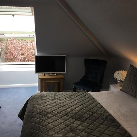 Westlea Guest House Алнмут Стая снимка