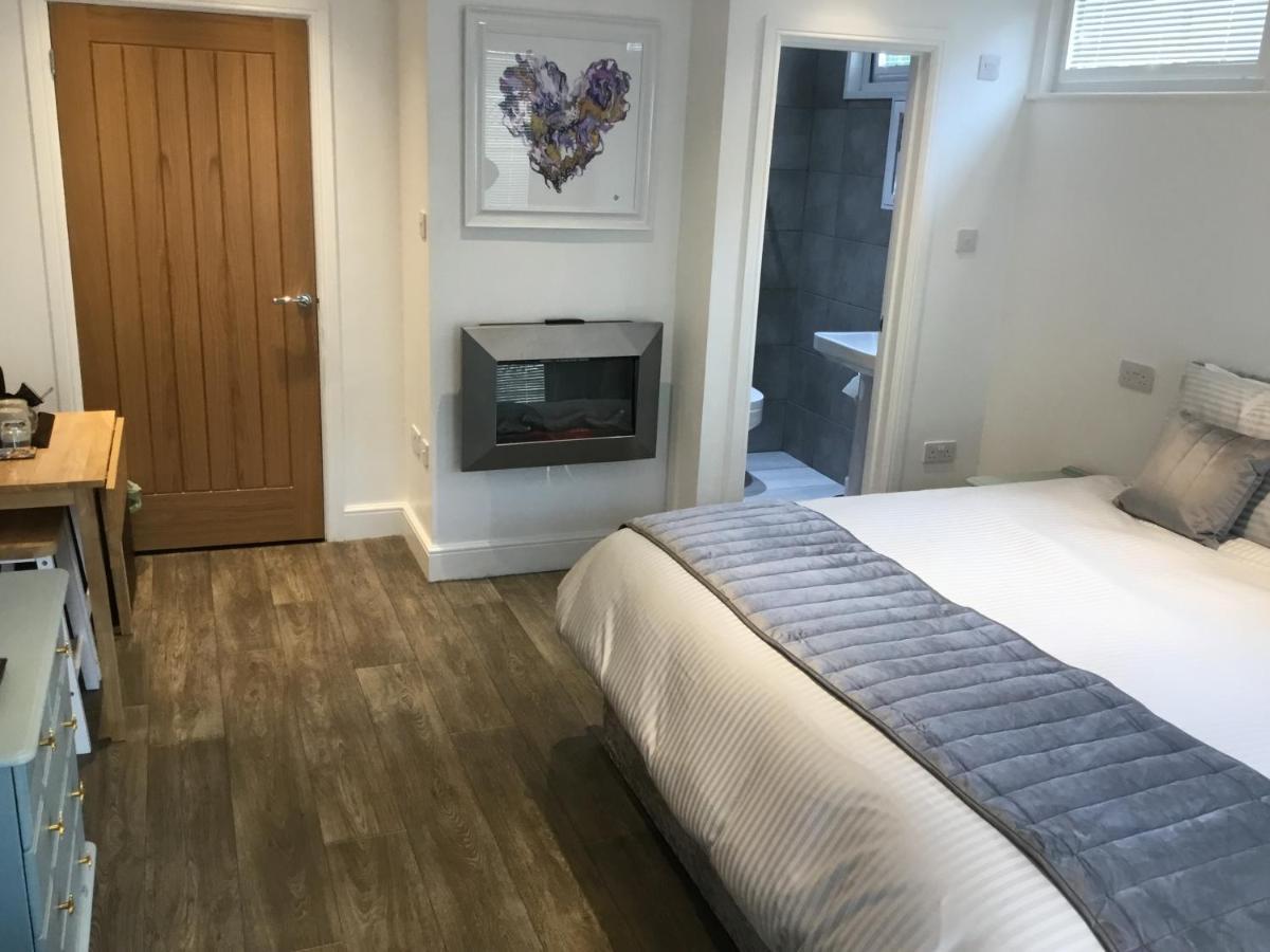 Westlea Guest House Алнмут Екстериор снимка