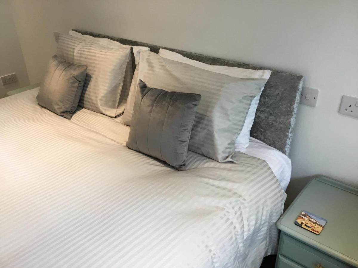 Westlea Guest House Алнмут Екстериор снимка