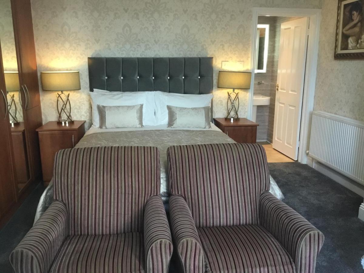 Westlea Guest House Алнмут Екстериор снимка