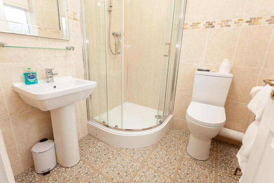 Westlea Guest House Алнмут Екстериор снимка