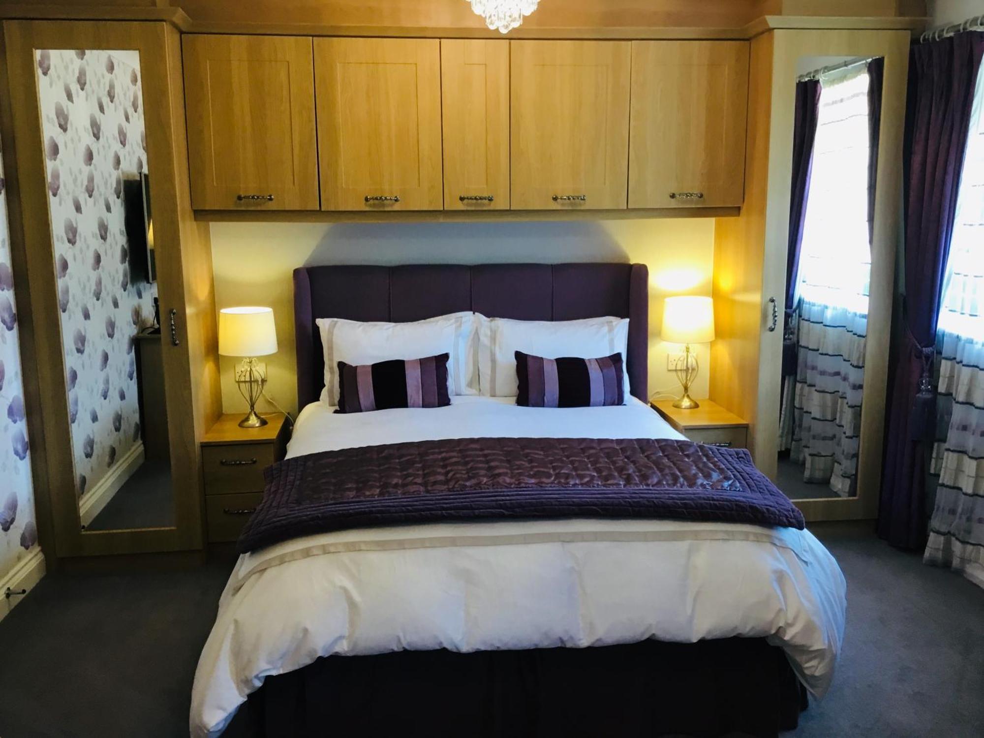 Westlea Guest House Алнмут Стая снимка
